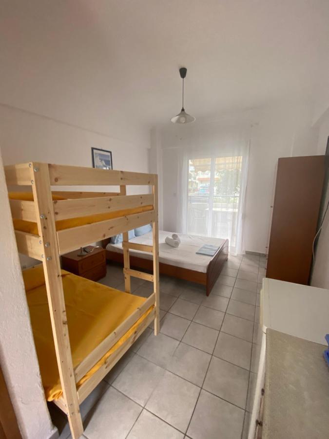Jenny'S Holiday Villas Polychrono Bagian luar foto